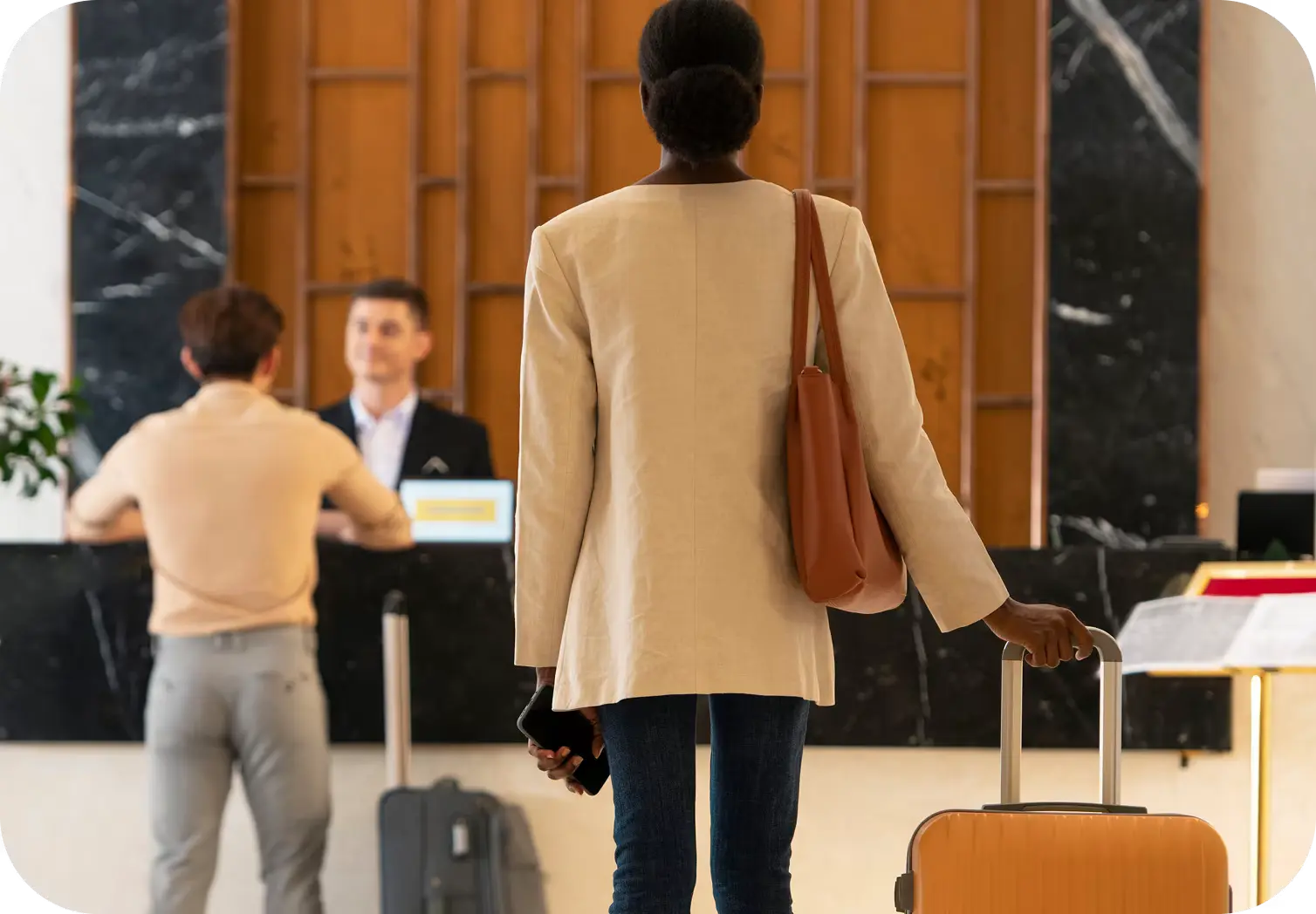 Beyond the Front Desk: How Smart Hotels Use Data to Grow Revenue
